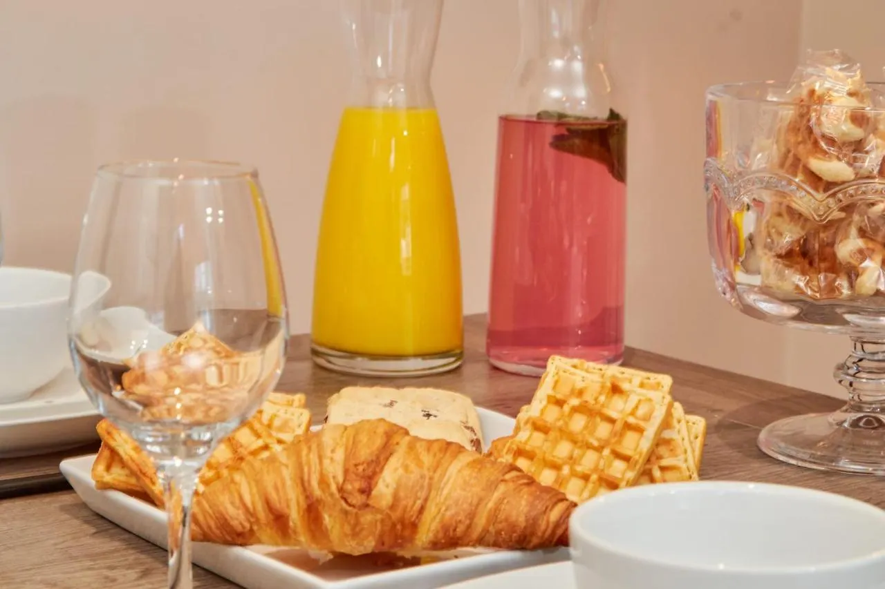 Prázdninový dům Vila 10 Percent Off - 3 Nights - Leeds - Bradford - Free Parking